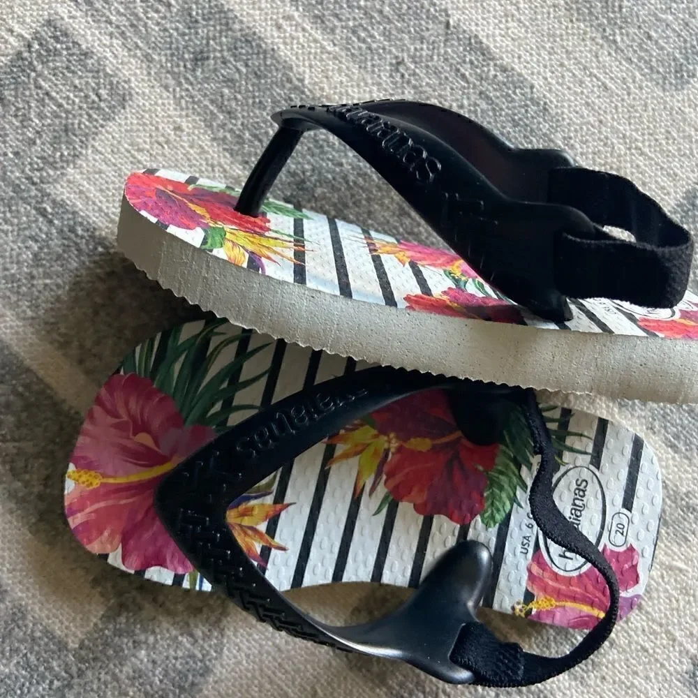 Havaianas Baby Girl Size 20 Sandal Hibiscus Pink